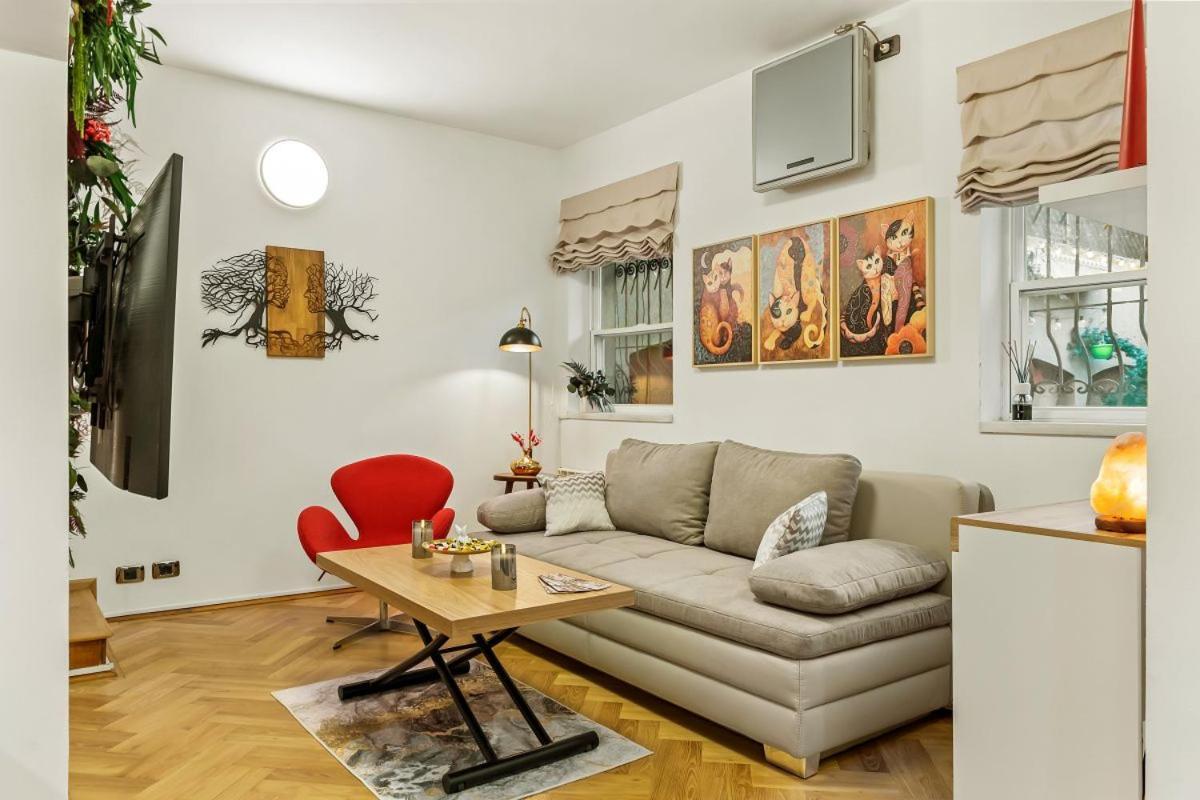 Casa De Povesti - Calea Victoriei Leilighet Bucureşti Eksteriør bilde